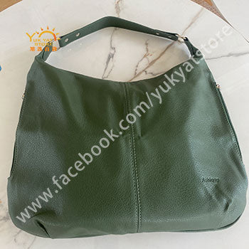 歐美時尚復古大單肩包 European and American fashion retro large shoulder bag YYC000079